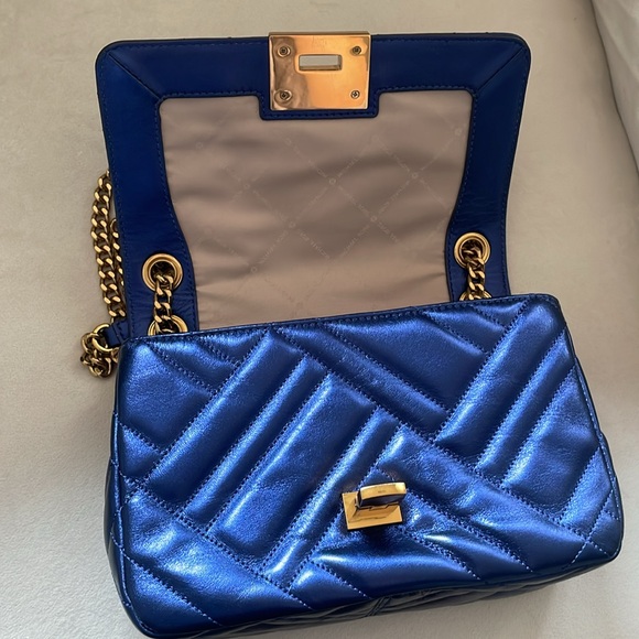 Michael Kors Vivianne Quilted Leather Medium Shoulder Flap Bag in Midnight Blue - Picture 10 of 16